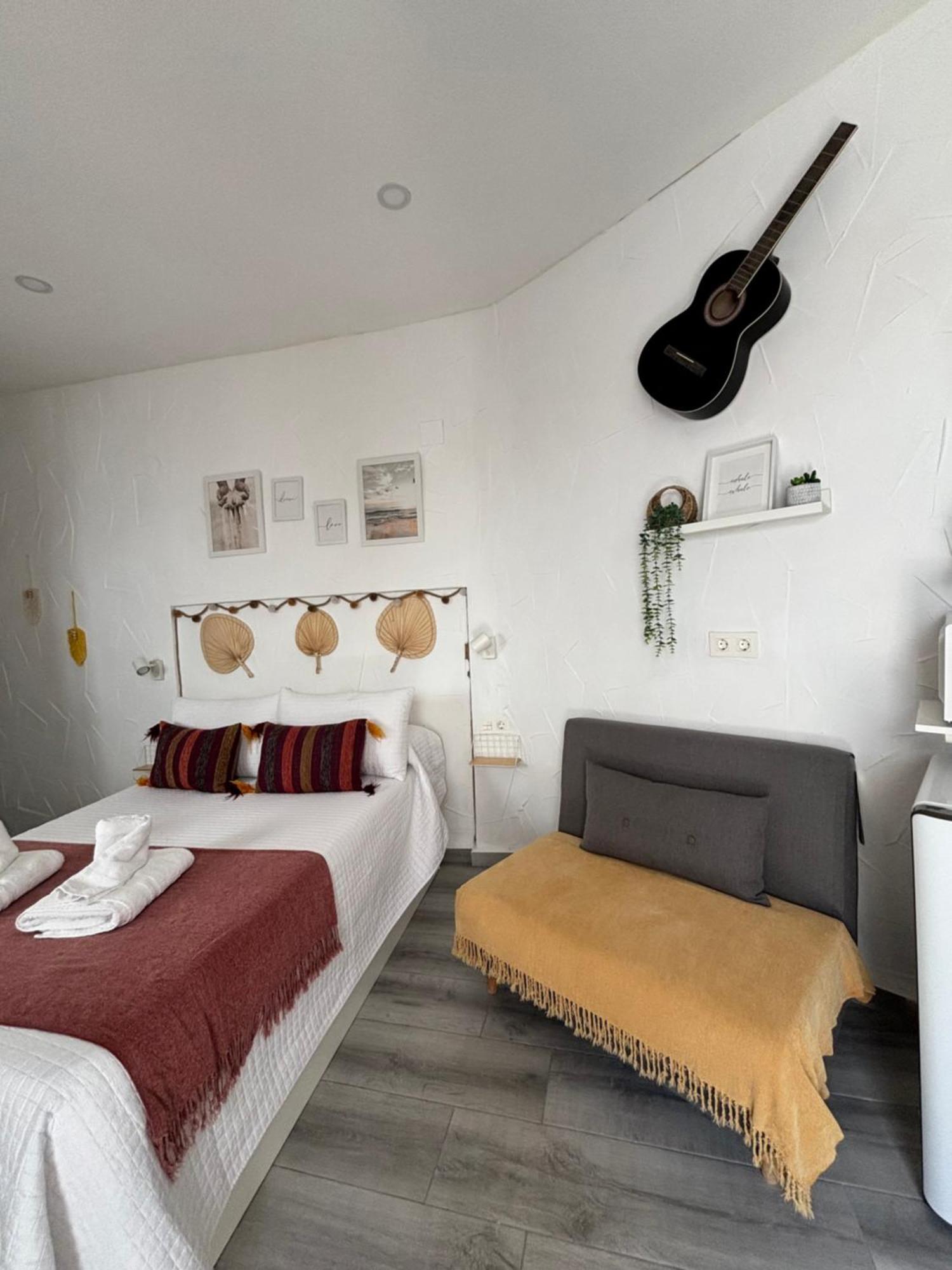 Apartamento La Lola - Patio Privado Jerez de la Frontera Exterior photo